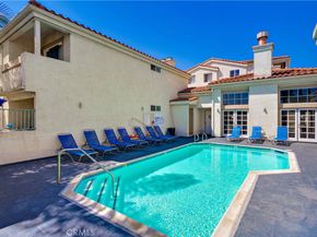 3605 E Anaheim Street 102, Long Beach CA 90804