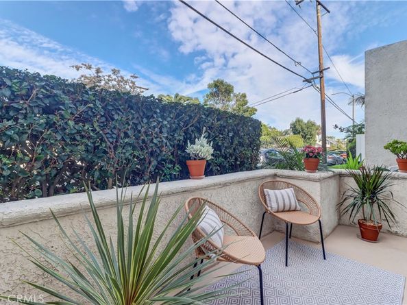 3605 E Anaheim Street 102, Long Beach CA 90804