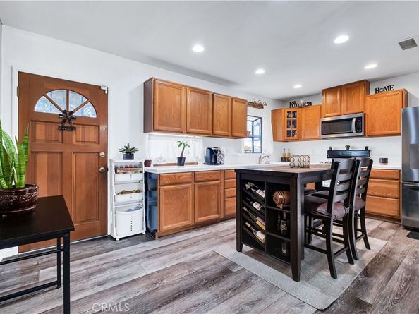 10435 Molette, Bellflower CA 90706