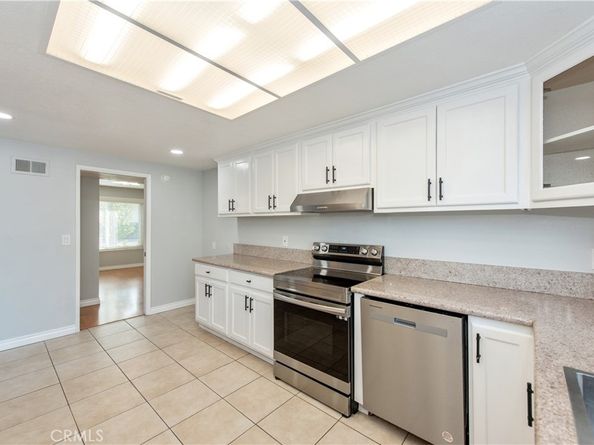 1761 E Warrenton, Anaheim CA 92805