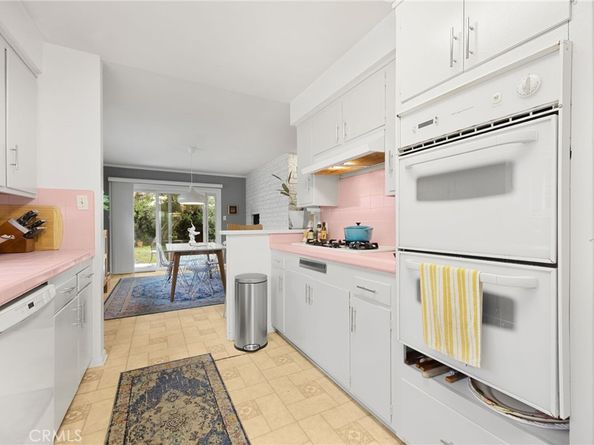 5020 Alcove Avenue, Valley Village CA 91607