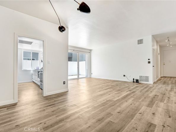 6150 Buckingham 106, Culver City CA 90230
