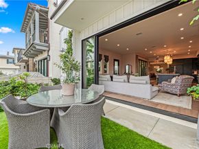 15 Marina Way, Seal Beach CA 90740