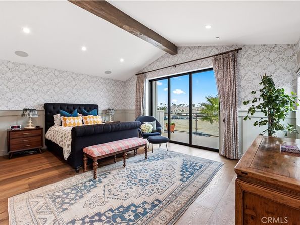 15 Marina Way, Seal Beach CA 90740