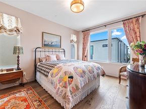 15 Marina Way, Seal Beach CA 90740