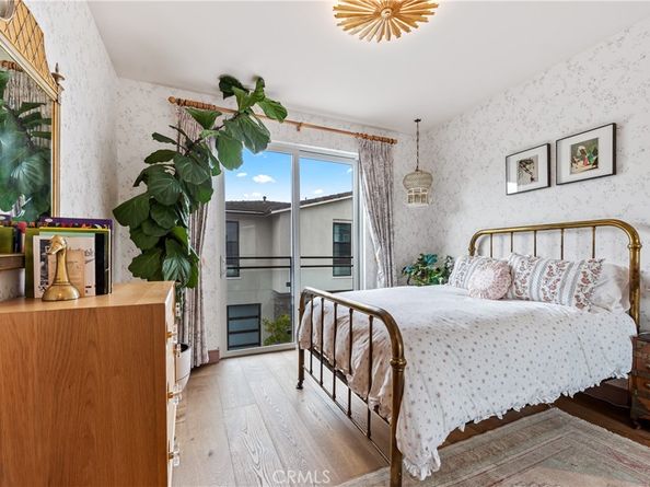 15 Marina Way, Seal Beach CA 90740