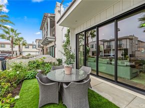 15 Marina Way, Seal Beach CA 90740