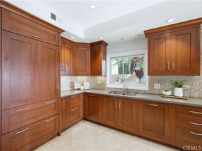 627 Avery Place, Long Beach CA 90807