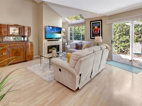 102 Santa Rosa Court, Laguna Beach CA 92651