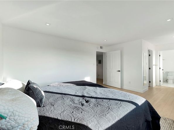 605 Redondo 308, Long Beach CA 90814