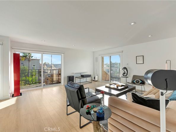 605 Redondo 308, Long Beach CA 90814