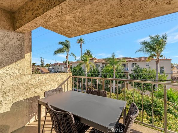 605 Redondo 308, Long Beach CA 90814