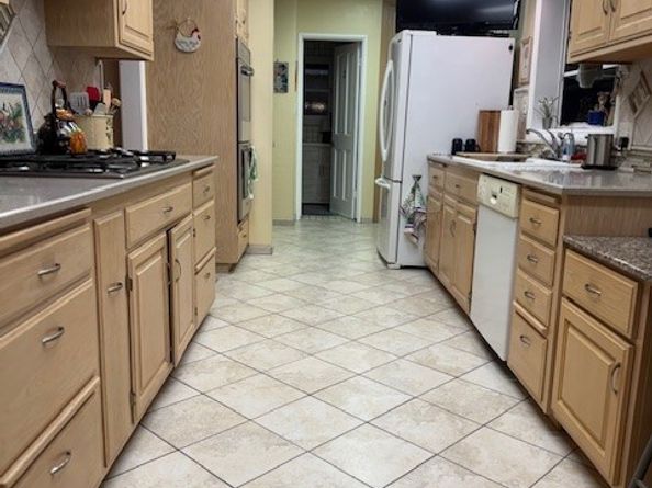 1862 Hendron, Monterey Park CA 91755