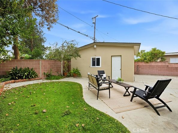 2870 Albury, Long Beach CA 90815
