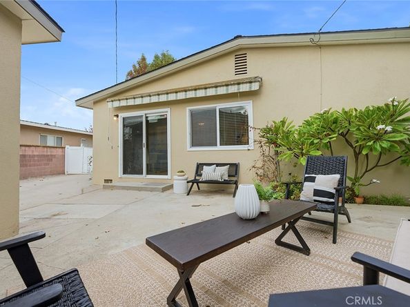 2870 Albury, Long Beach CA 90815