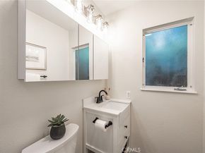 2870 Albury, Long Beach CA 90815