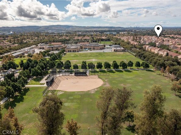 81 Strawberry, Irvine CA 92620