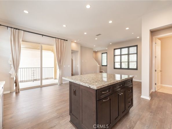 81 Strawberry, Irvine CA 92620