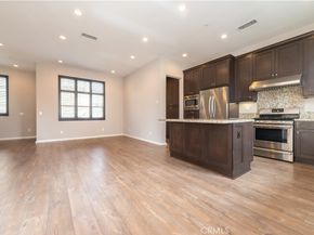 81 Strawberry, Irvine CA 92620