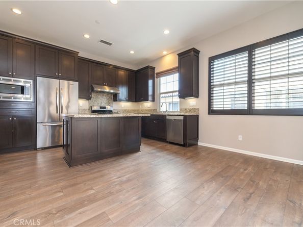 81 Strawberry, Irvine CA 92620