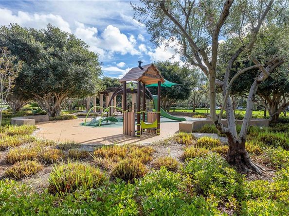 81 Strawberry, Irvine CA 92620