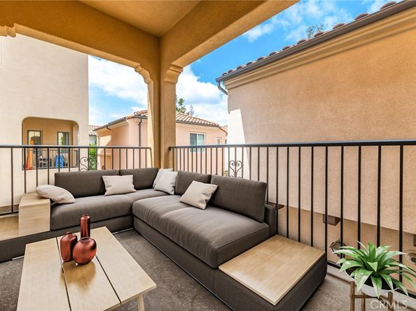 81 Strawberry, Irvine CA 92620