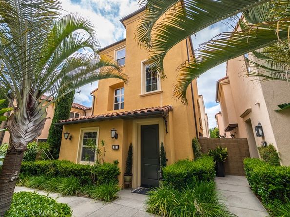 81 Strawberry, Irvine CA 92620