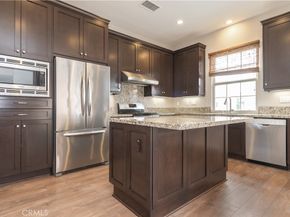 81 Strawberry, Irvine CA 92620