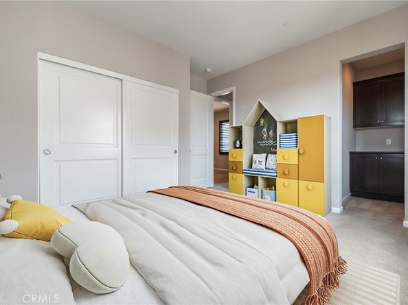 81 Strawberry, Irvine CA 92620