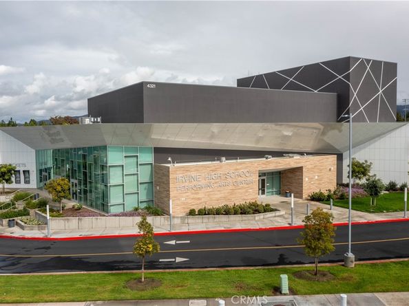 81 Strawberry, Irvine CA 92620