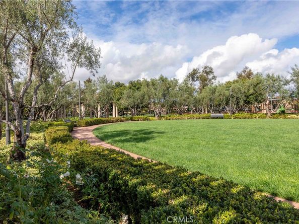 81 Strawberry, Irvine CA 92620