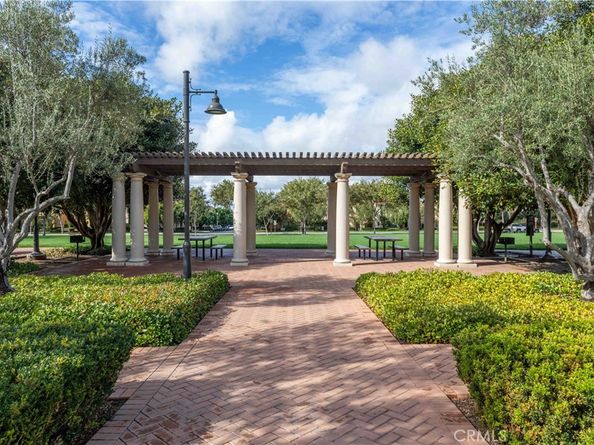 81 Strawberry, Irvine CA 92620