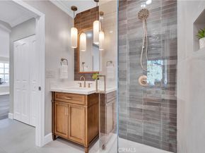 4001 4001 Pine, Long Beach CA 90807