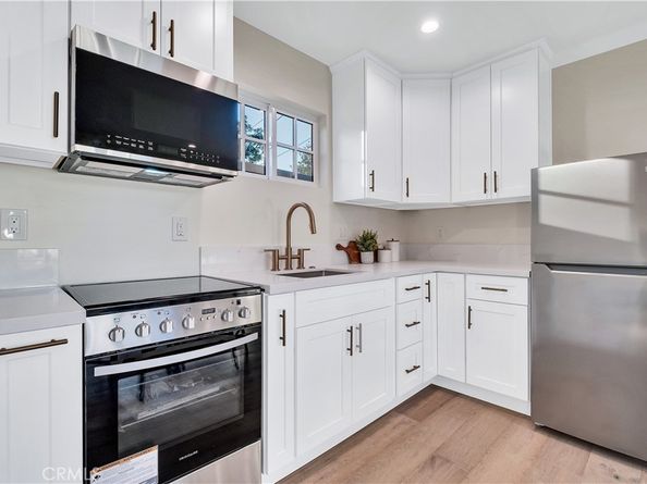 4001 4001 Pine, Long Beach CA 90807