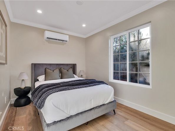 4001 4001 Pine, Long Beach CA 90807