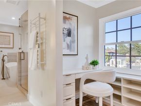 4001 4001 Pine, Long Beach CA 90807