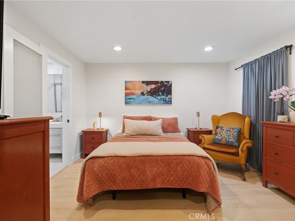6209 Marina Pacifica N, Long Beach CA 90803