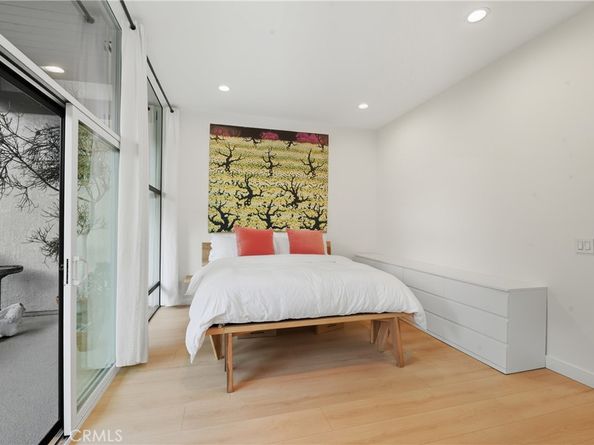 6209 Marina Pacifica N, Long Beach CA 90803