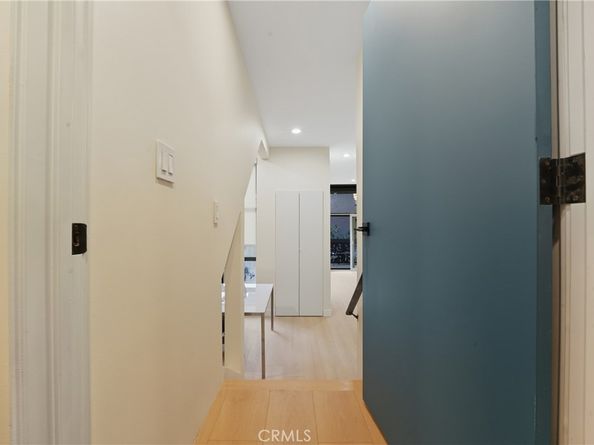 6209 Marina Pacifica N, Long Beach CA 90803