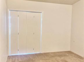 13741 Annadale Dr., M1-18K, Seal Beach CA 90740