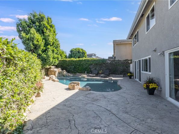 3560 Iris Cir, Seal Beach CA 90740