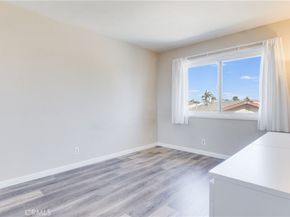 3560 Iris Cir, Seal Beach CA 90740