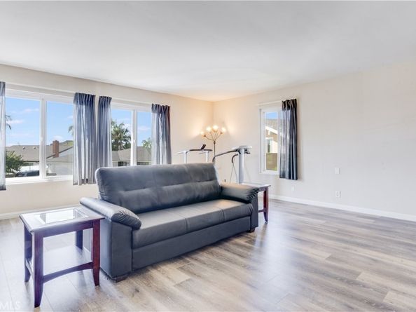 3560 Iris Cir, Seal Beach CA 90740