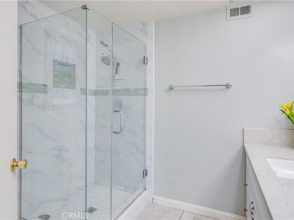 3560 Iris Cir, Seal Beach CA 90740