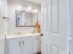 3560 Iris Cir, Seal Beach CA 90740