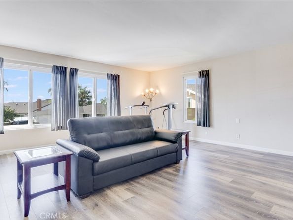 3560 Iris Cir, Seal Beach CA 90740