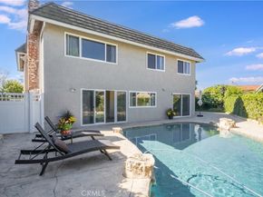 3560 Iris Cir, Seal Beach CA 90740