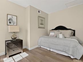26 Claret 40, Irvine CA 92614