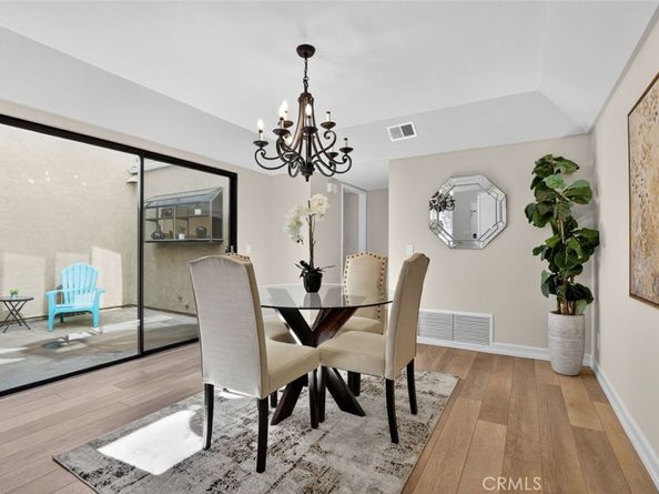 26 Claret 40, Irvine CA 92614
