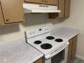 276 Streamwood, Irvine CA 92620